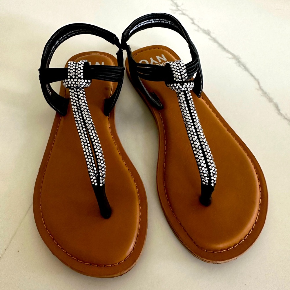 Madden NYC girls T-strap rhinestone sandals. Size 3. Great condition!